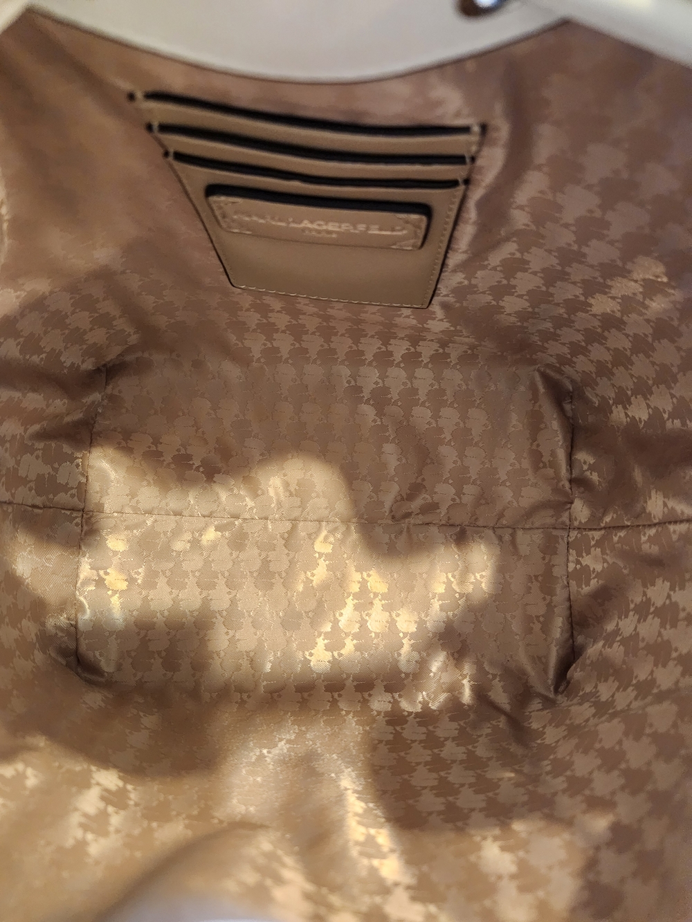 Karl Lagerfeld White & Natural Woven Drawstring Bucket Bag W Charms NWT - Picture 10 of 14